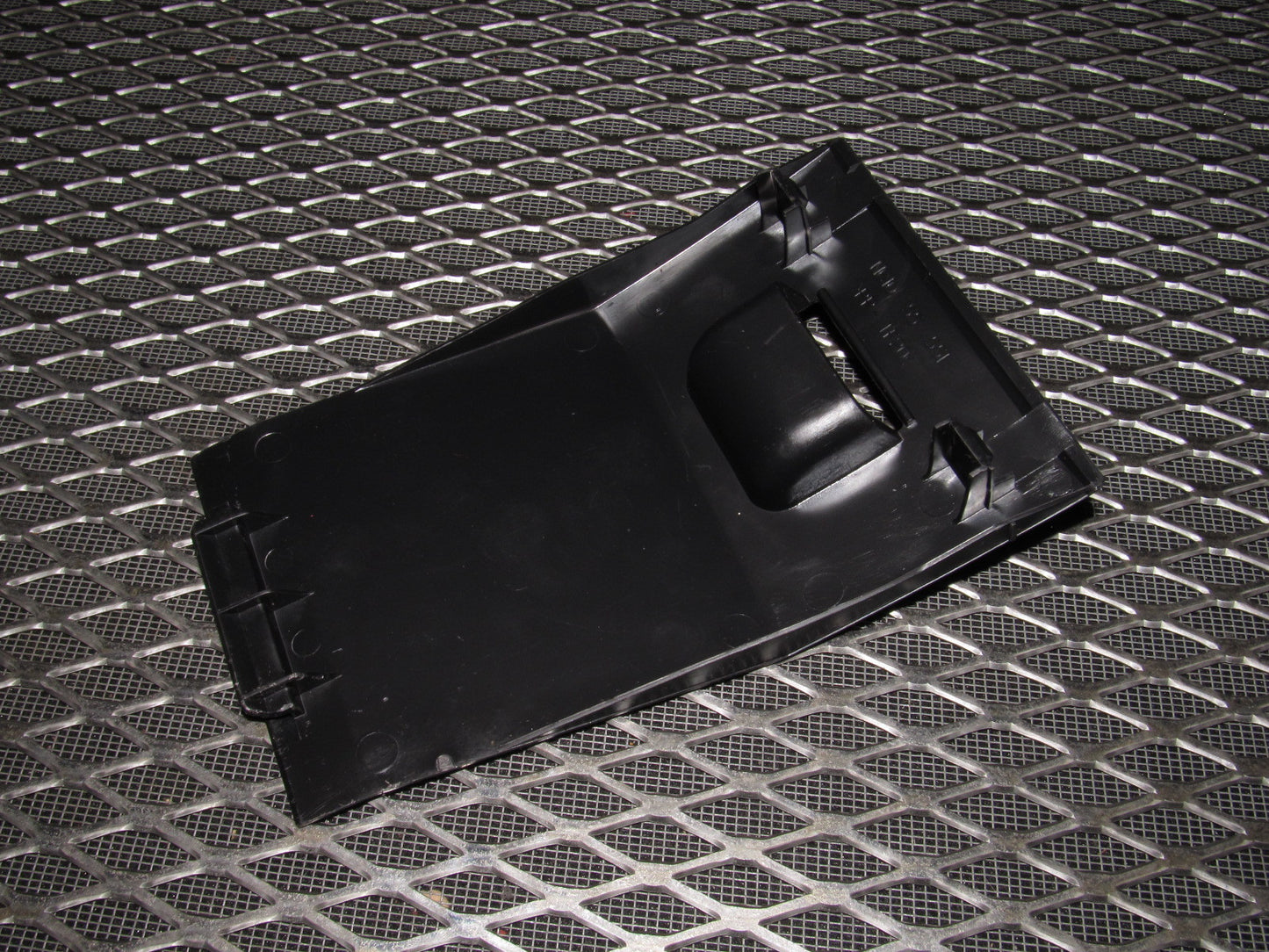 99 00 Mazda Miata OEM Interior Fuse Box Cover