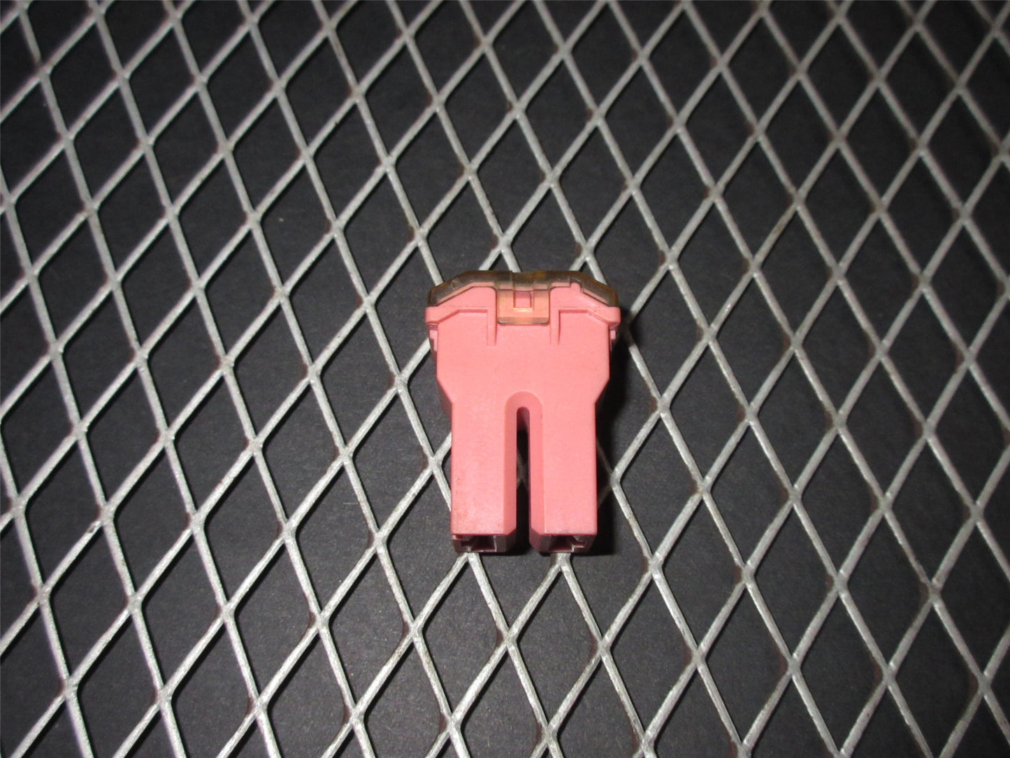 94 95 96 97 Mitsubishi 3000GT OEM 30A Pal Fuse - Pink