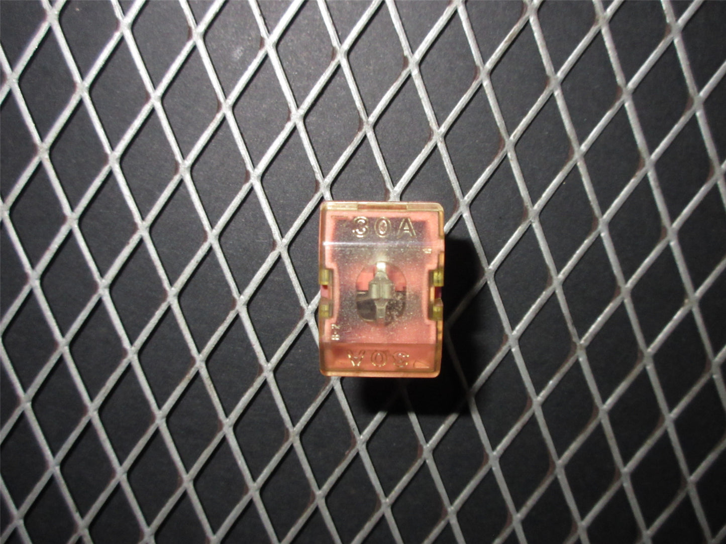 94 95 96 97 Mitsubishi 3000GT OEM 30A Pal Fuse - Pink