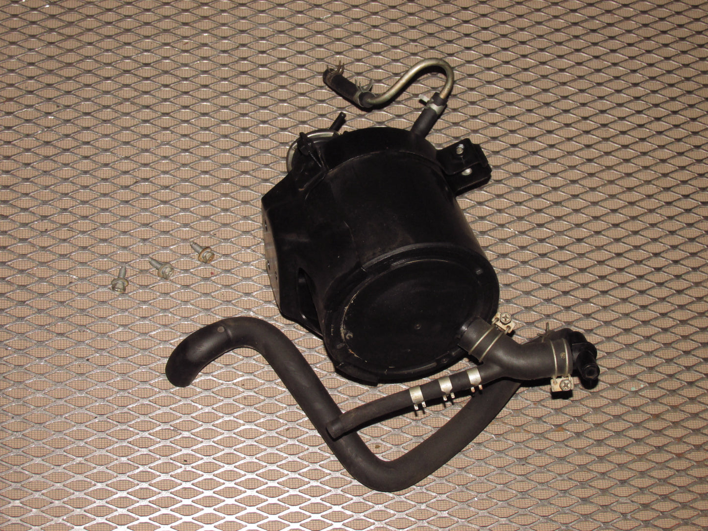 90 91 92 93 94 95 96 Nissan 300zx OEM Emission Charcoal Canister
