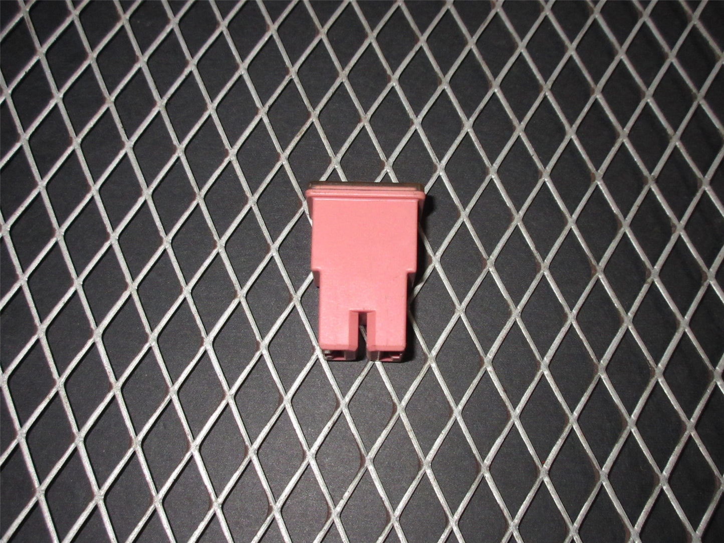94 95 96 97 Mitsubishi 3000GT OEM 30A Pal Fuse - Pink