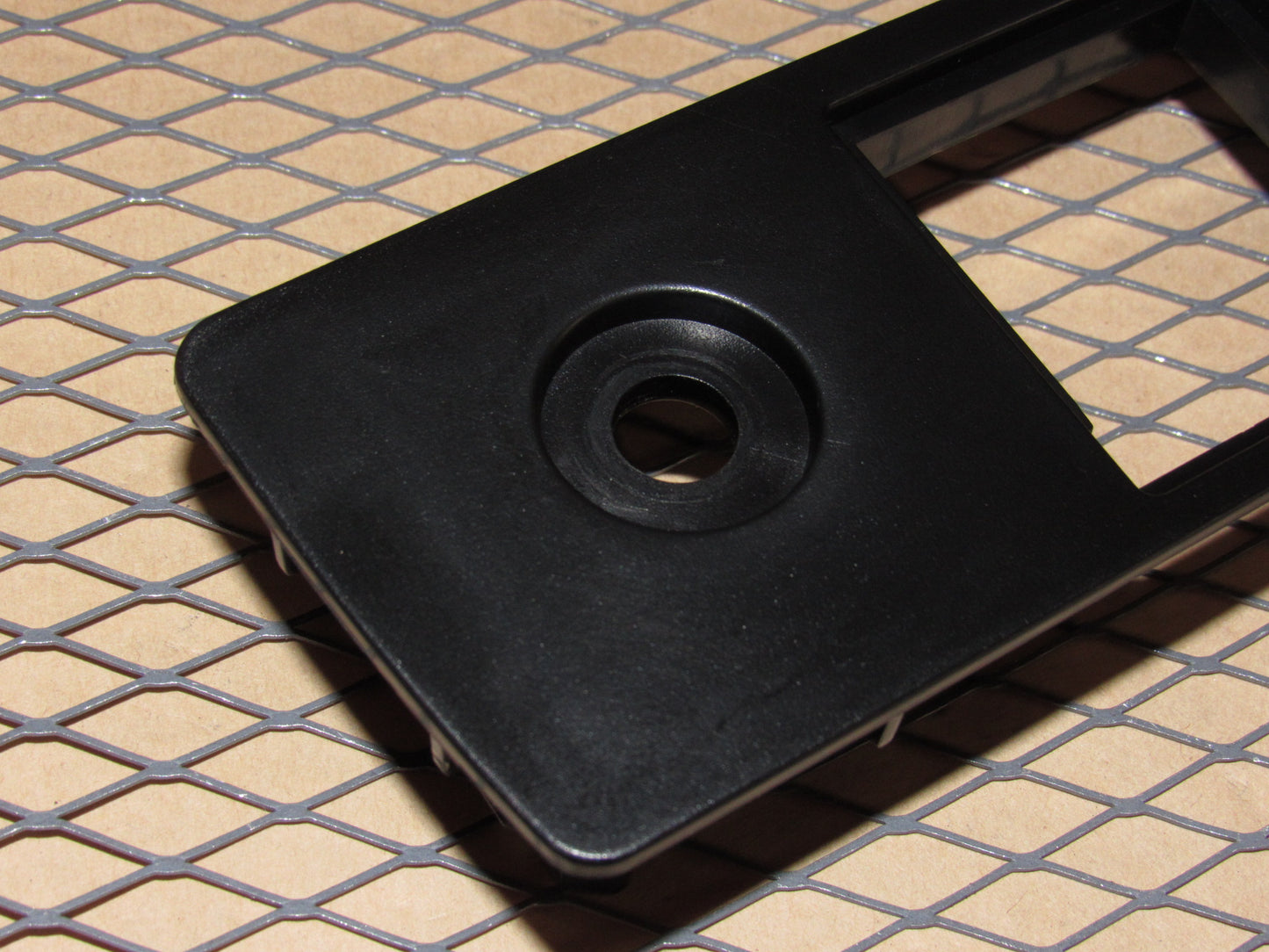 88 89 90 91 Toyota Camry OEM Dimmer Switch Mounting Bezel Trim Cover