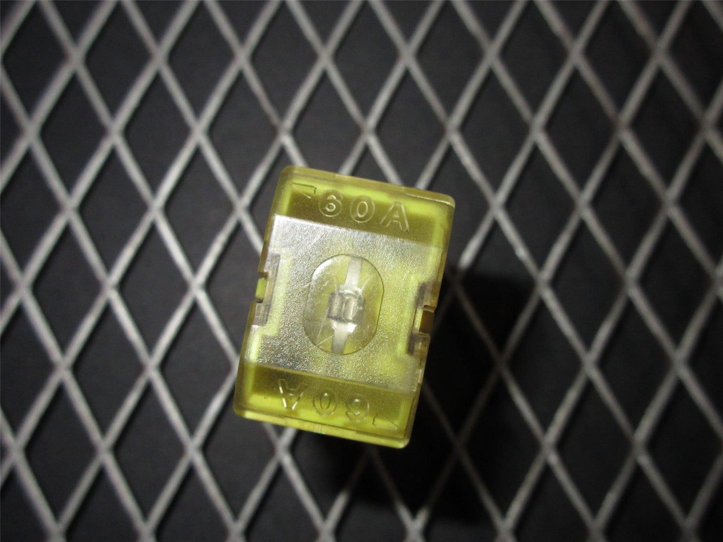 94 95 96 97 Mitsubishi 3000GT OEM 60A Pal Fuse - Yellow