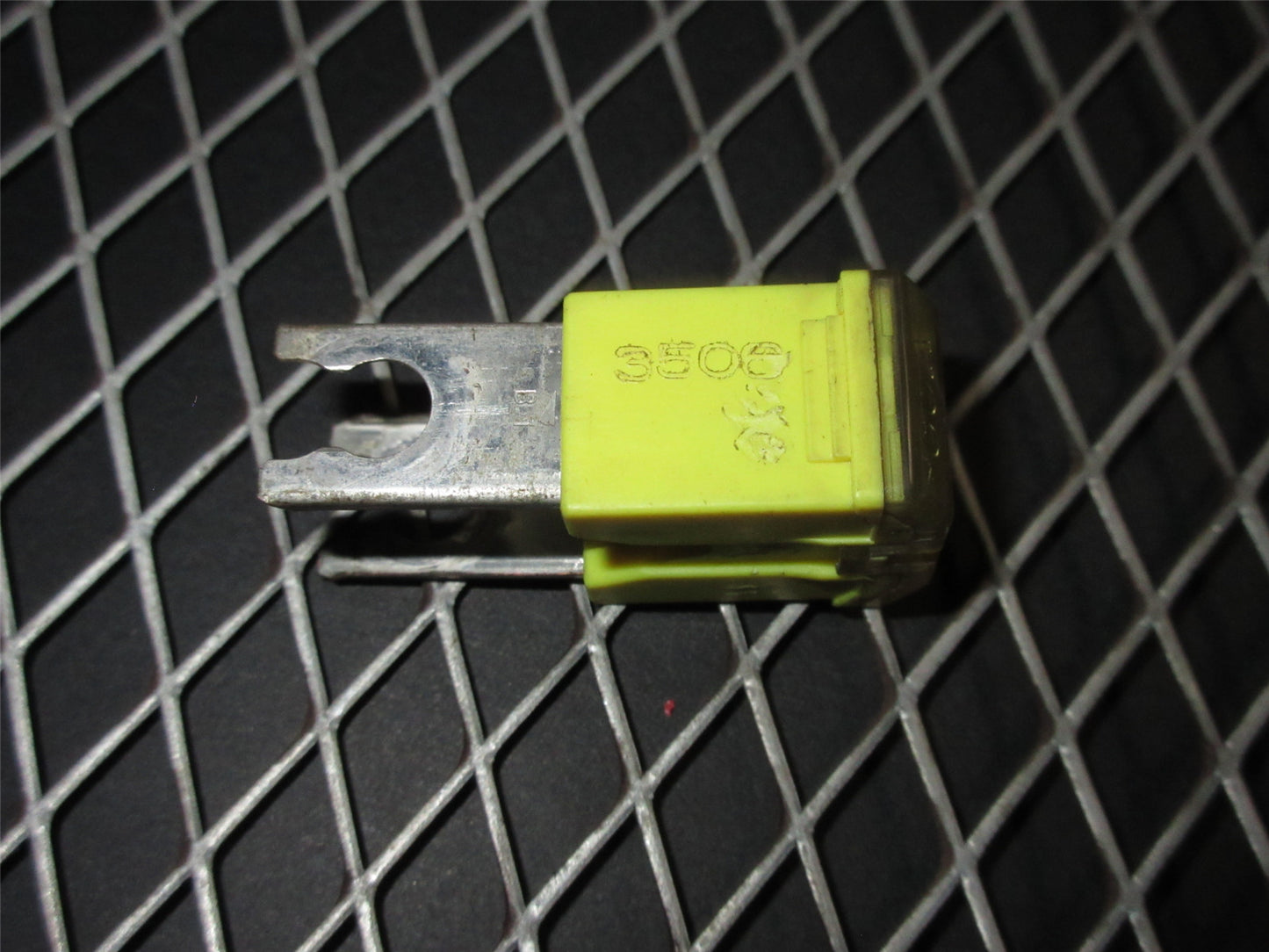94 95 96 97 Mitsubishi 3000GT OEM 60A Pal Fuse - Yellow