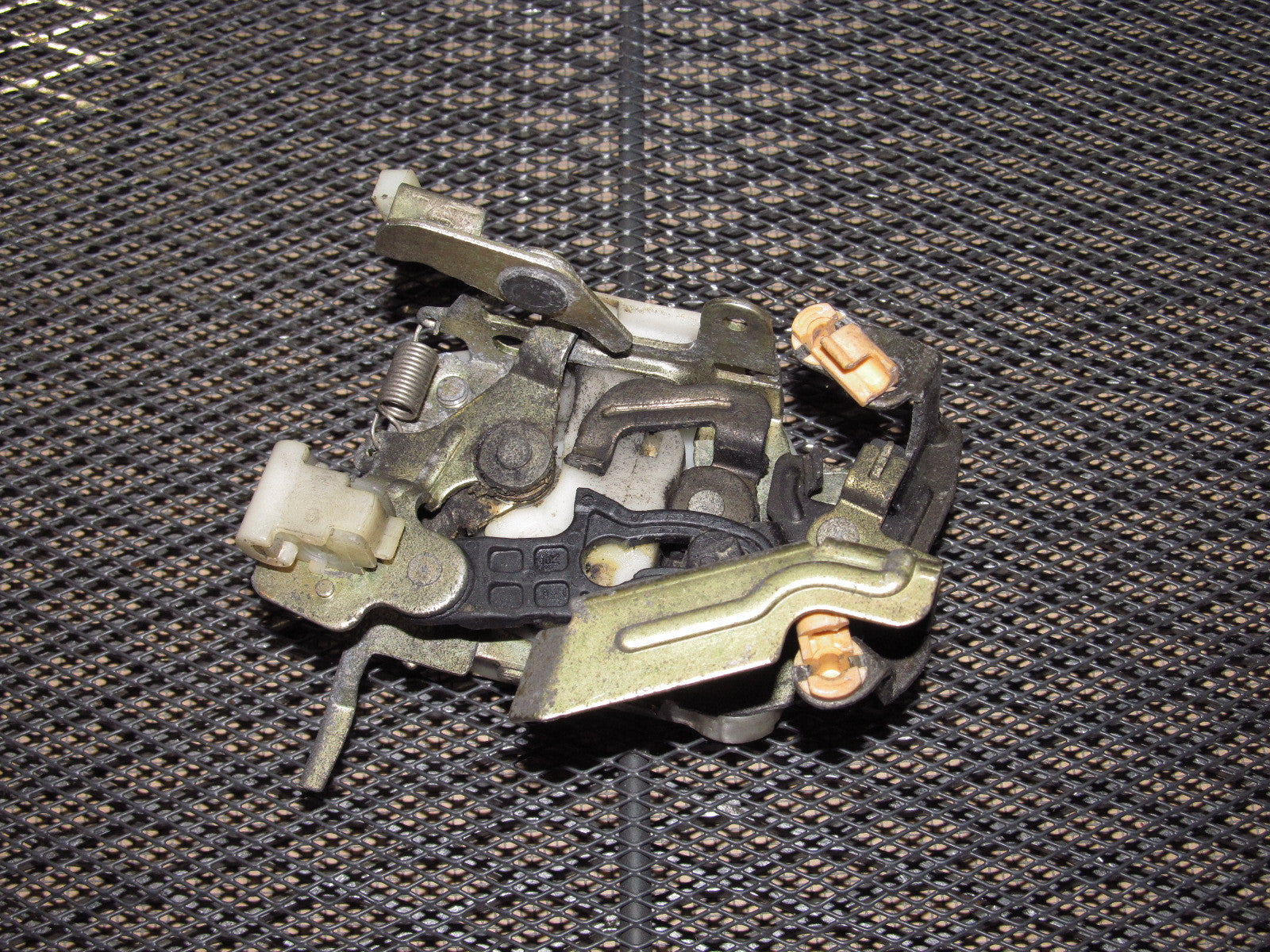 Genuine Mazda OEM Right Passenger Door Handle Latch For 1990-1997 Miata - Black, NA01-58-330C-00
