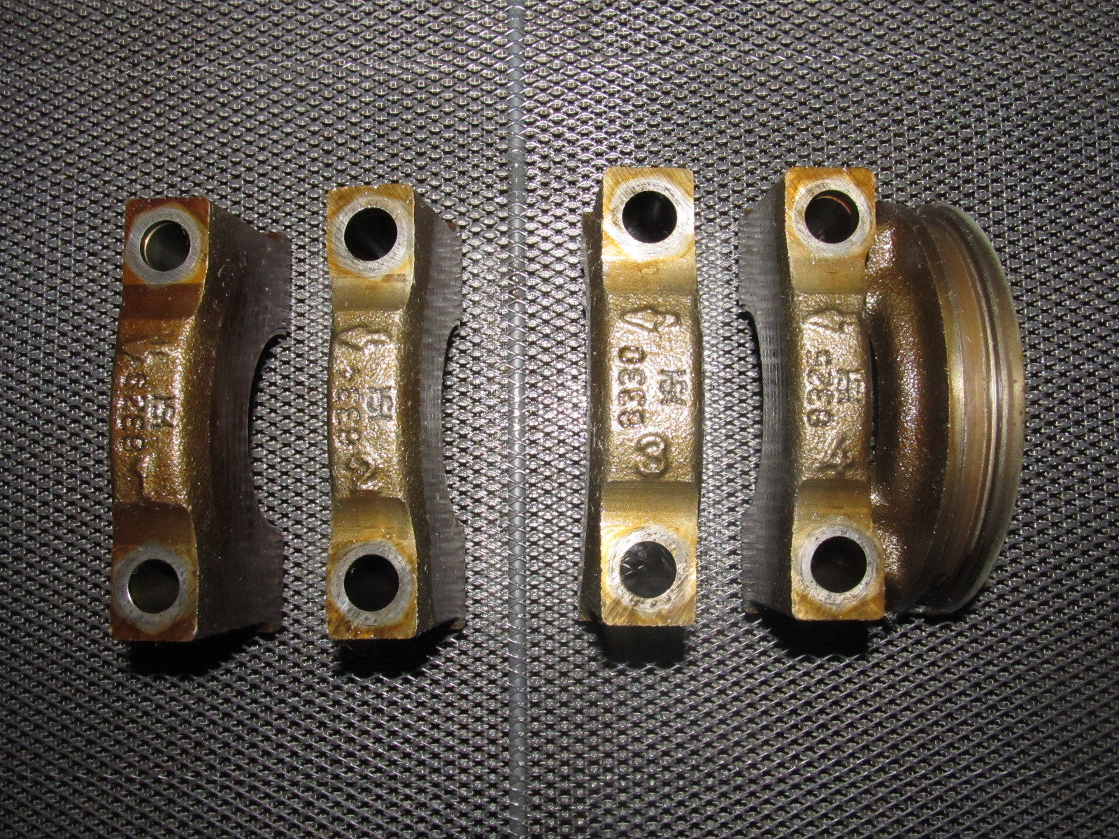 05 06 07 08 09 Ford Mustang OEM Engine Crankshaft Main Bearing Cap