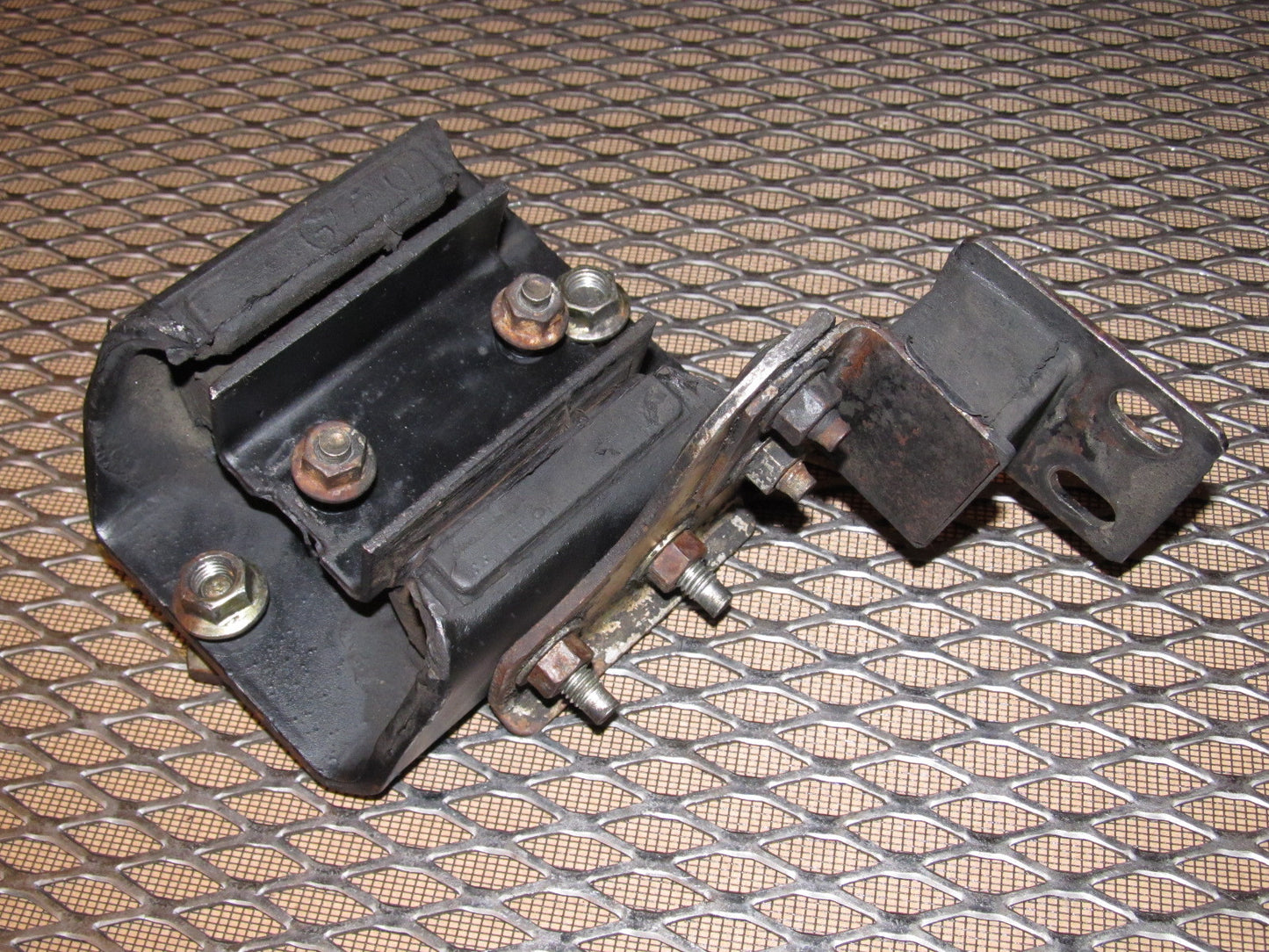 89 90 Nissan 240SX OEM Manual Transmission Mount