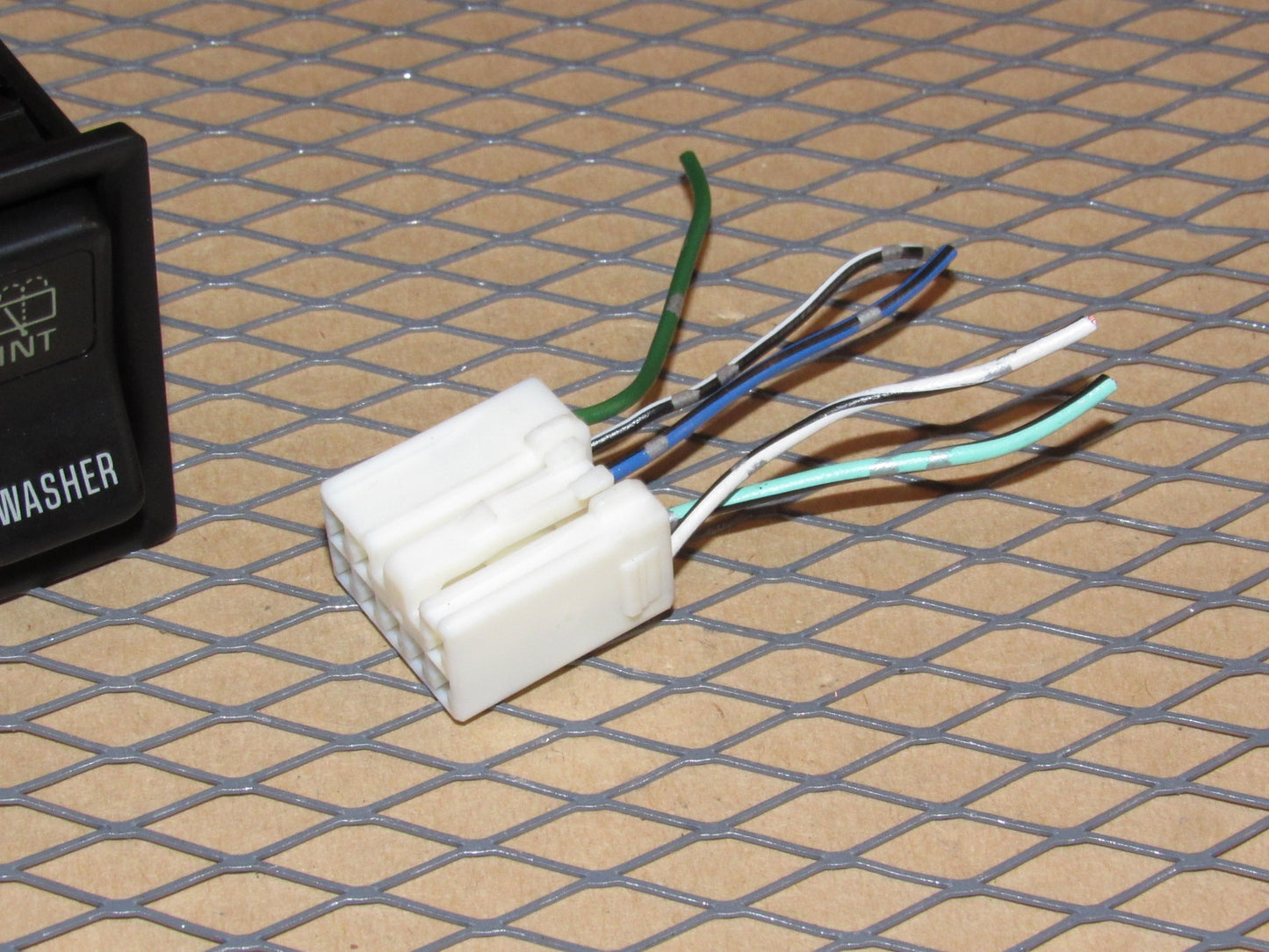 88 89 90 91 Toyota Camry OEM Wiper INT & Washer Switch Pigtail Harness Connector