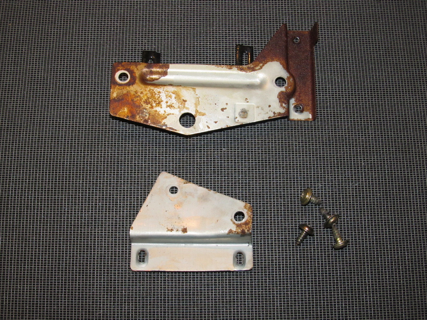 84 85 Mazda RX7 OEM Center Console Mounting Bracket