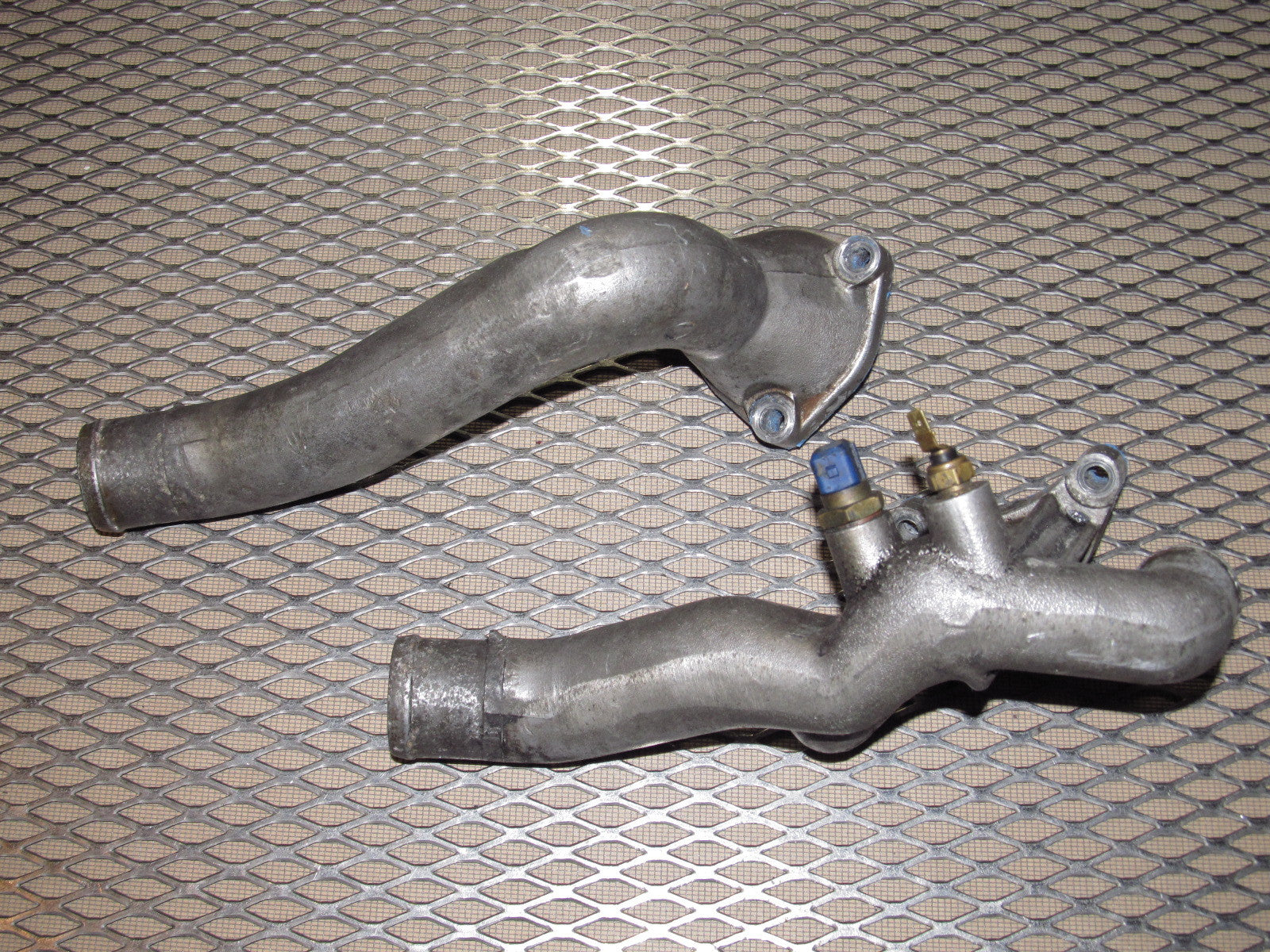 90-96 Nissan 300zx OEM Radiator Upper & Lower Coolant Water Neck
