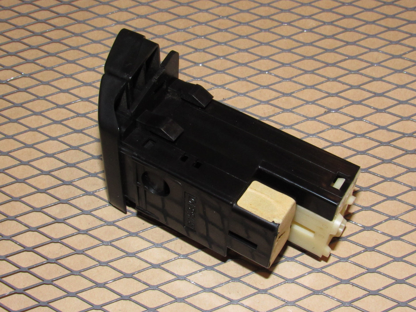 88 89 90 91 Toyota Camry OEM Rear Defroster Switch