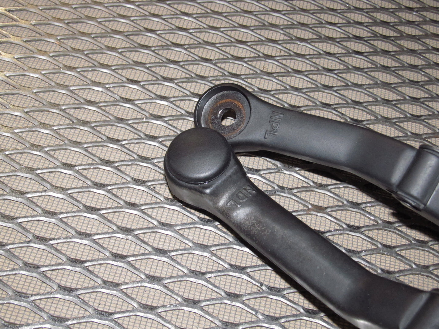 94 95 96 97 Mazda Miata OEM Front Wiper Arm