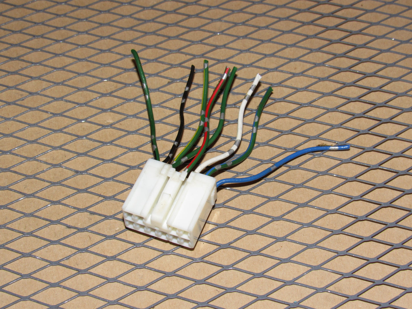 88 89 90 91 Toyota Camry OEM Flasher Hazard Light Switch Pigtail Harness Connector