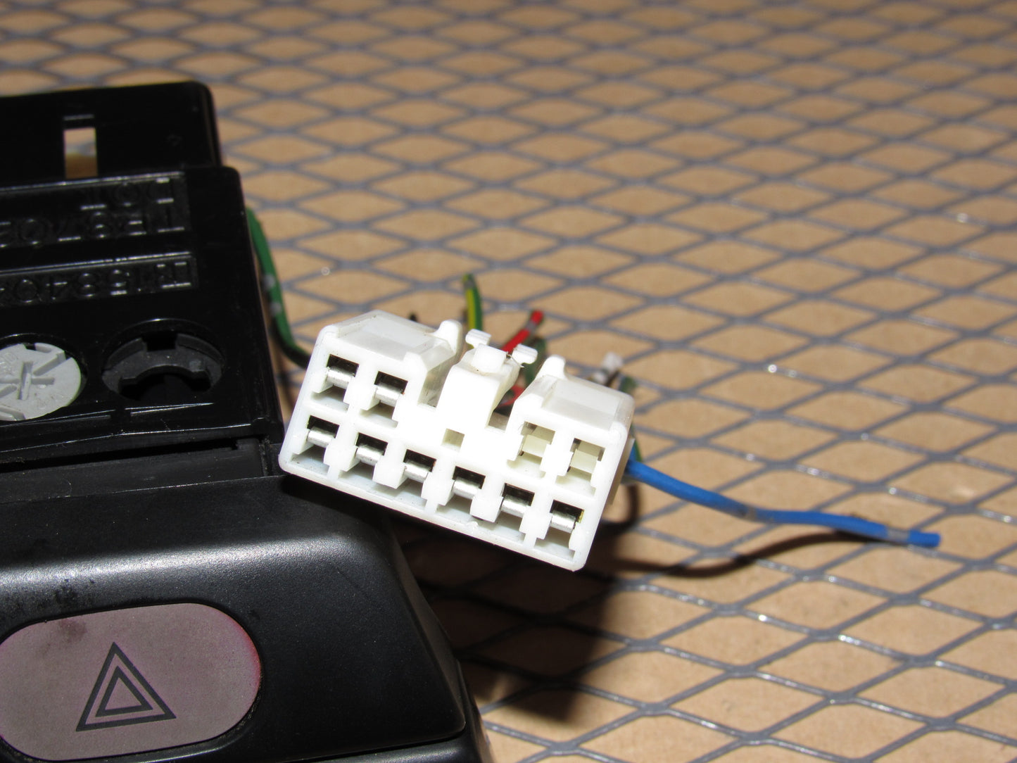 88 89 90 91 Toyota Camry OEM Flasher Hazard Light Switch Pigtail Harness Connector