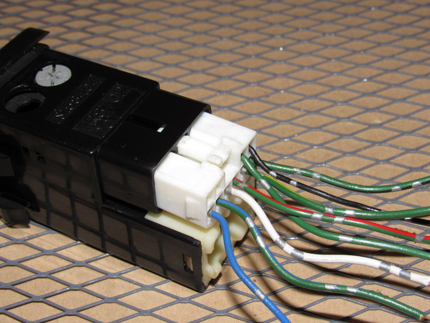 88 89 90 91 Toyota Camry OEM Flasher Hazard Light Switch Pigtail Harness Connector