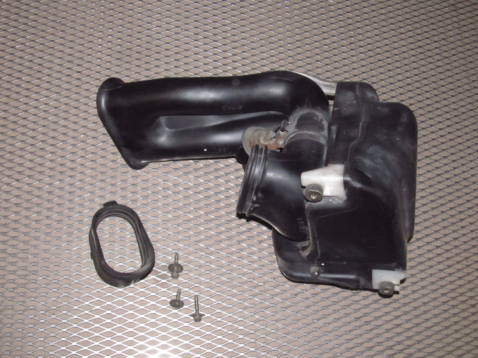 9296 Honda Prelude OEM Air Intake Resonator Box