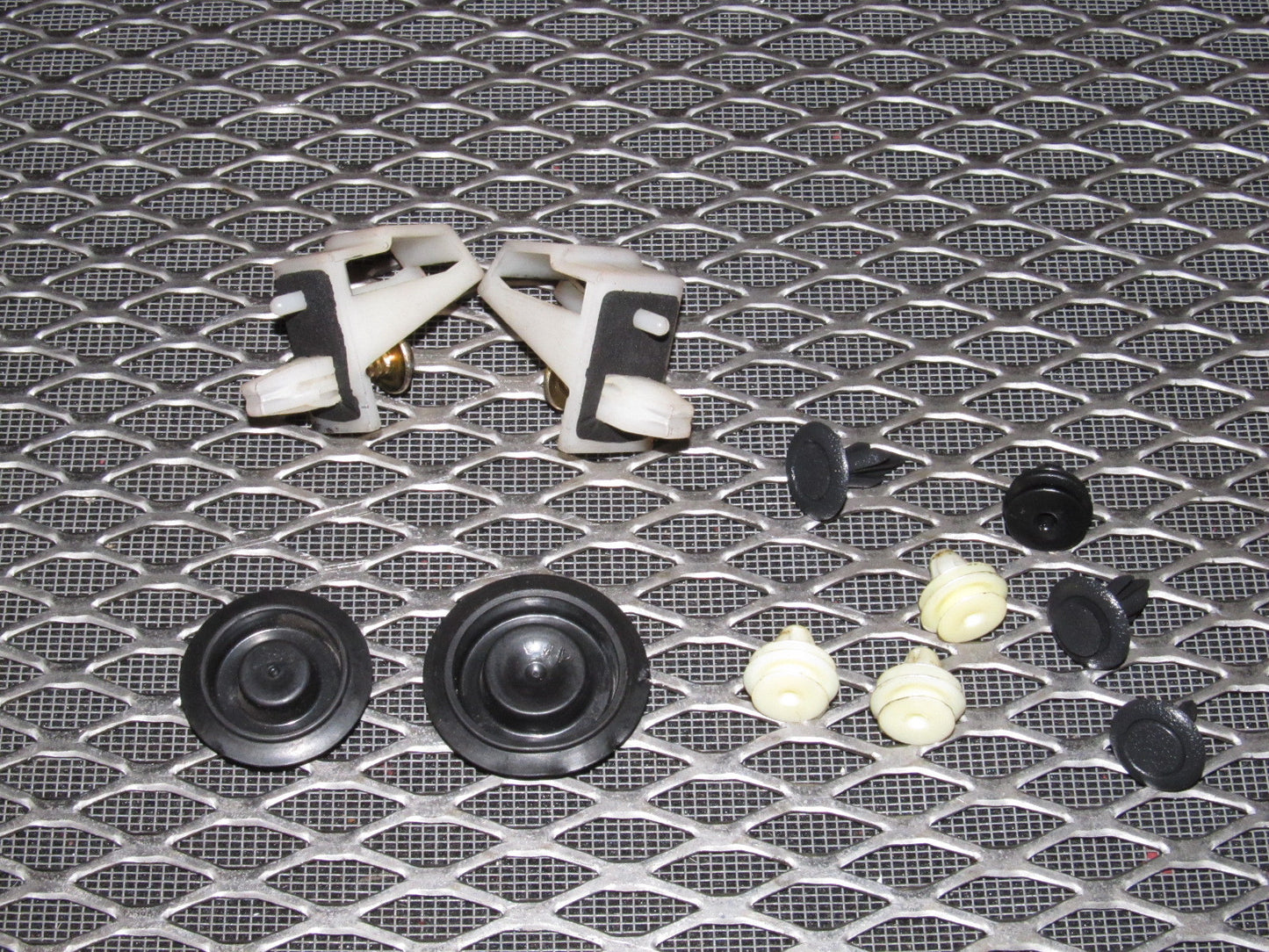 99 00 Mazda Miata OEM Door Panel Mount Tab Bracket - Right