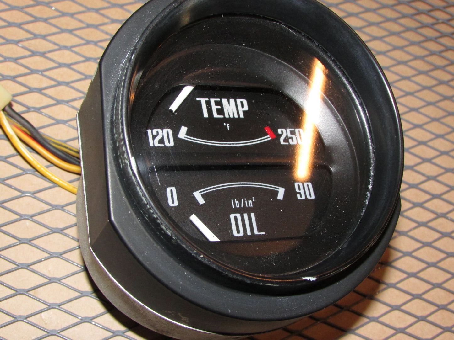72 73 Datsun 240z OEM Temperature Temp & Oil Meter Gauge