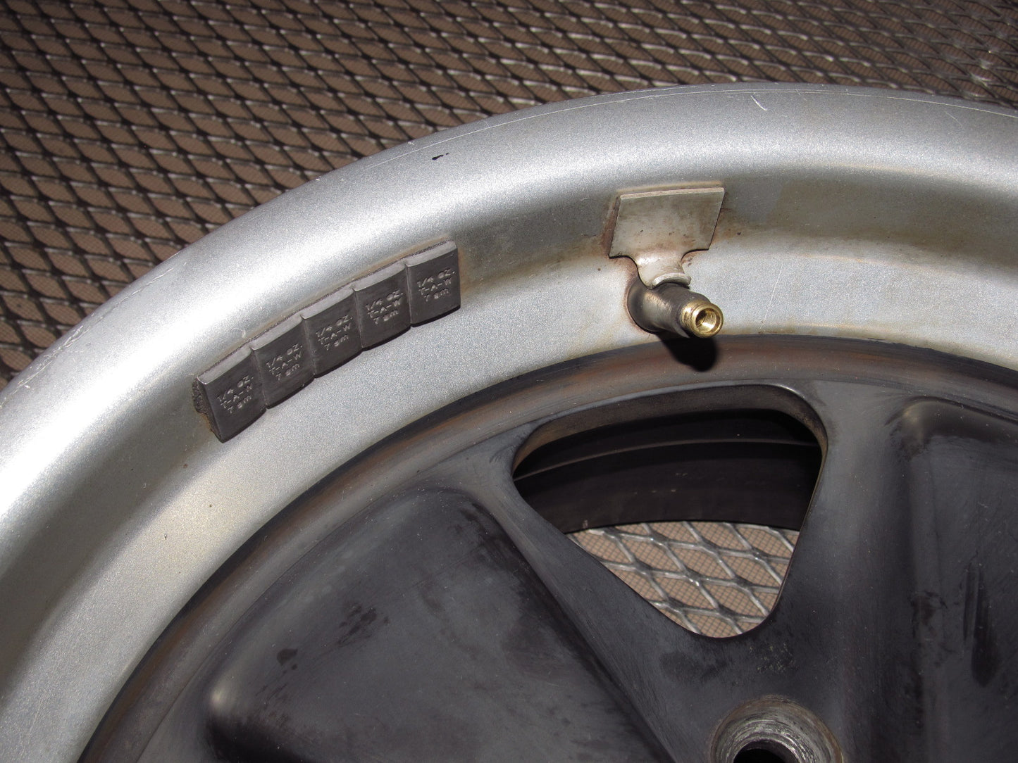 83-85 Porsche 944 OEM Front Wheel 15X7