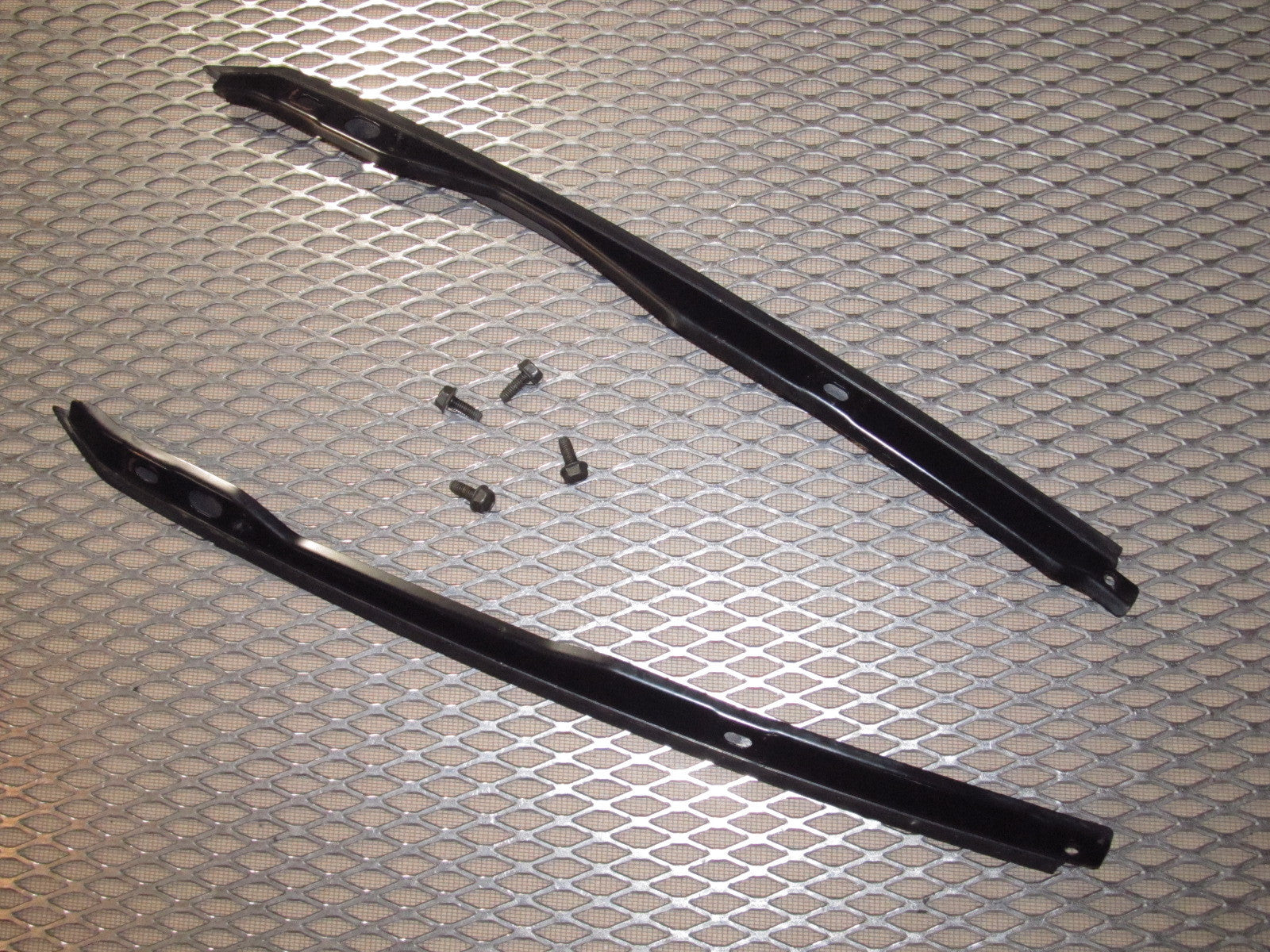 04 05 06 07 08 Mazda RX8 OEM Front Bumper Cover Upper Mounting Bracket