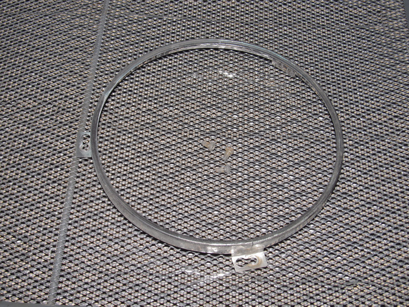 94 95 96 97 Mazda Miata OEM Headlight Lamp Mounting Bracket Bezel