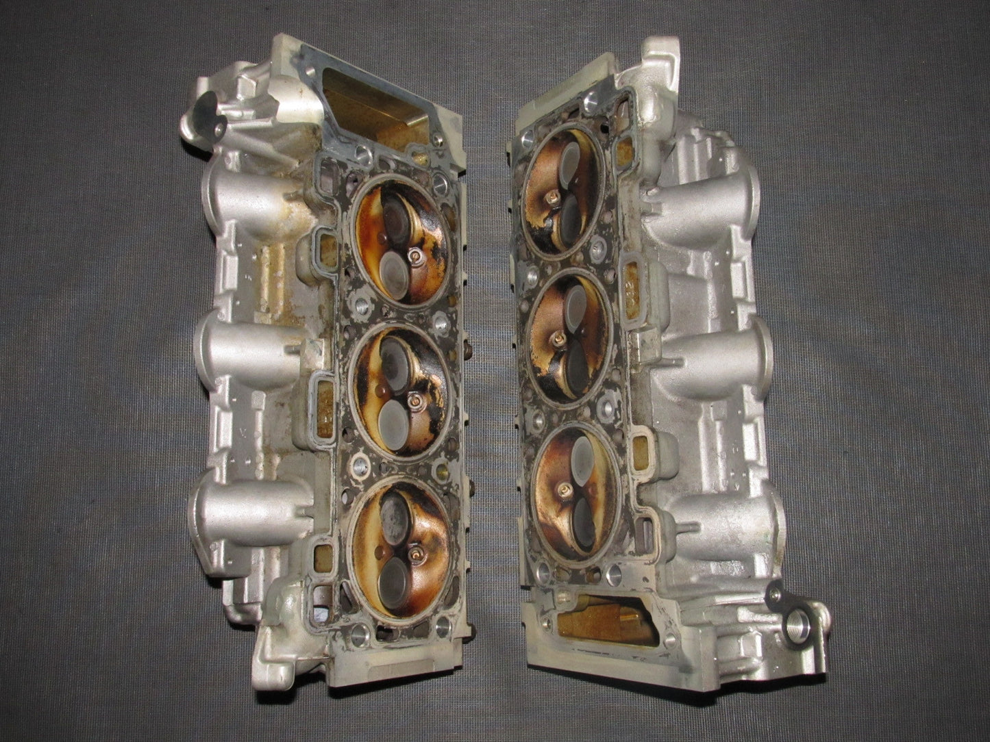 05 06 07 08 09 Ford Mustang 4.0 V6 OEM Cylinder Head - Set