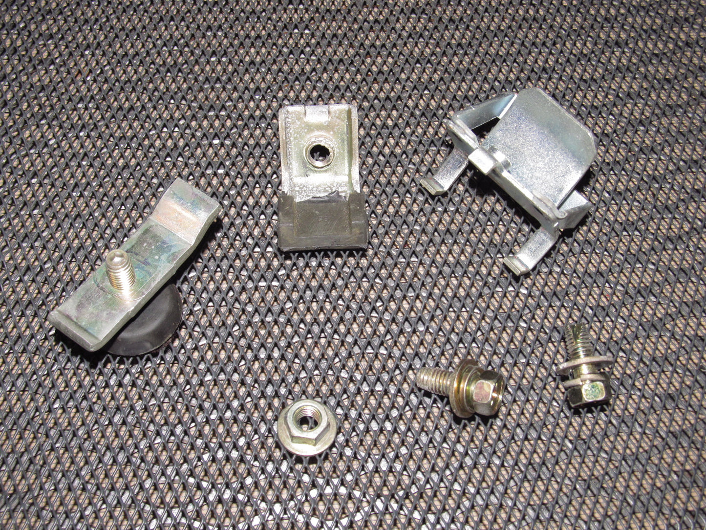 95 96 97 Mitsubishi 3000GT OEM Window Stopper - Front Right