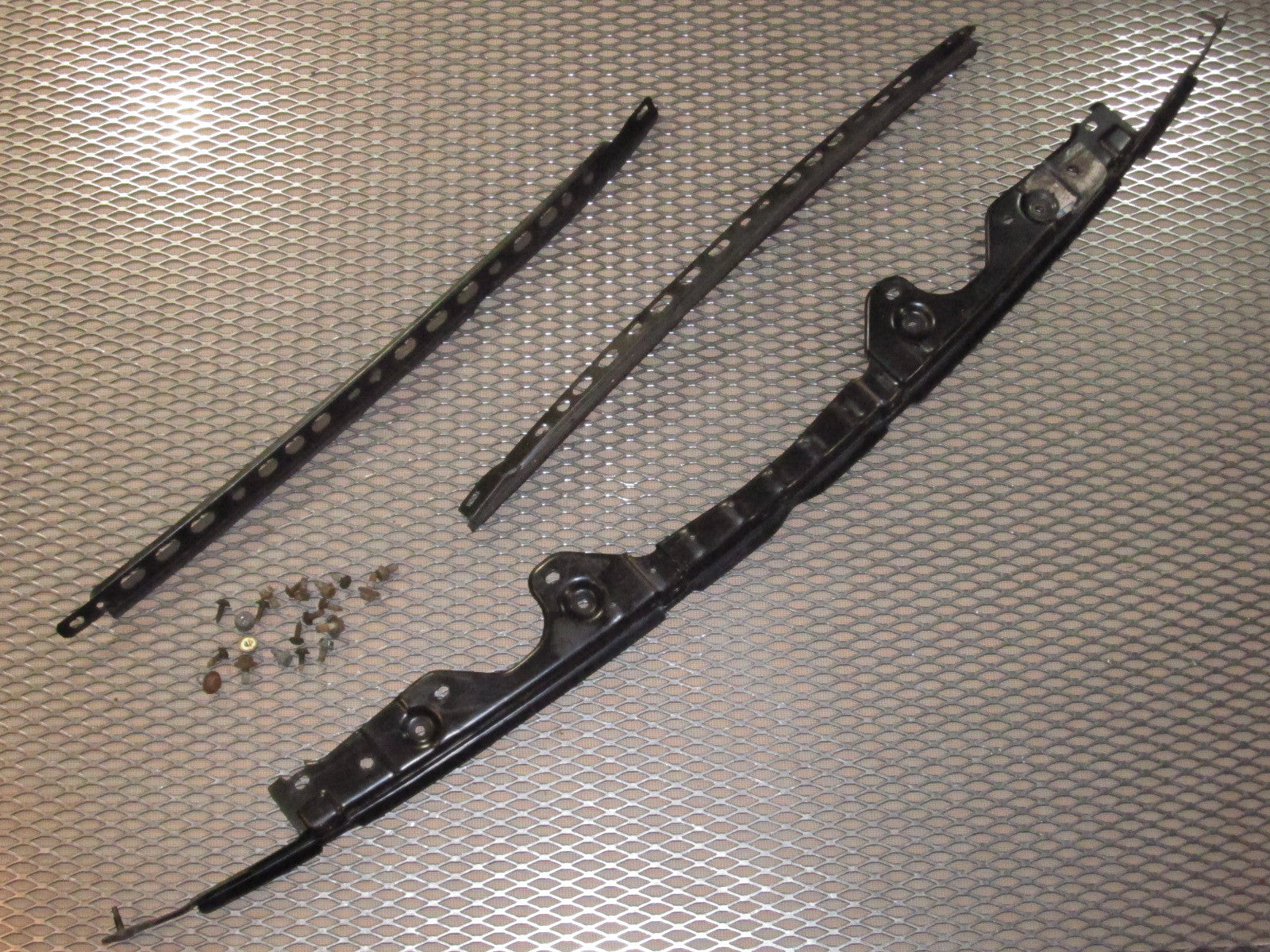 90 91 92 93 Mazda Miata OEM Front Bumper Mounting Plate Bracket