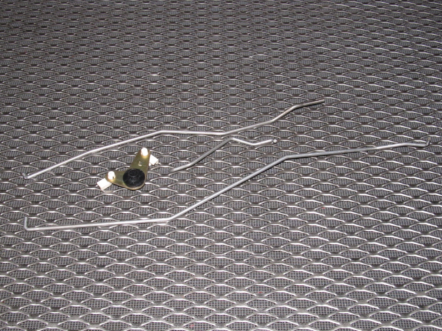 99 00 Mazda Miata OEM Door Latch Handle Linkage - Right Set