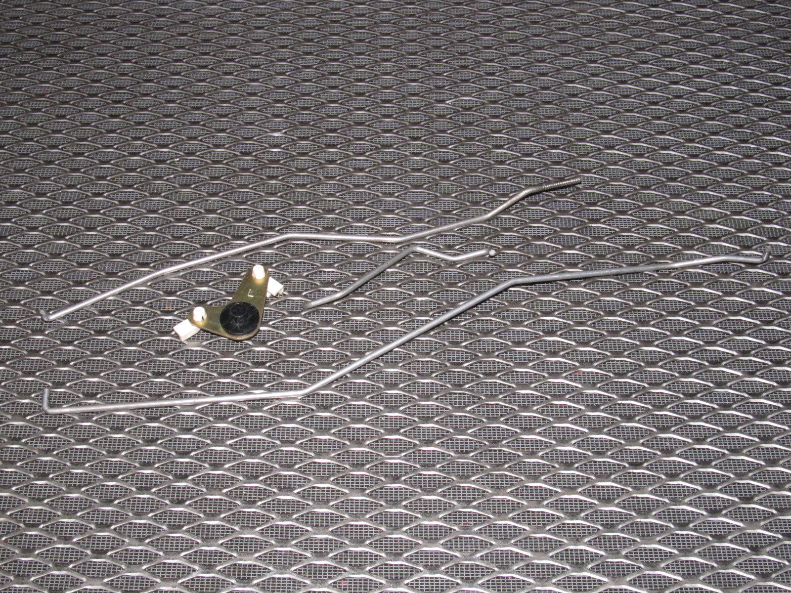 99 00 Mazda Miata OEM Door Latch Handle Linkage - Right Set