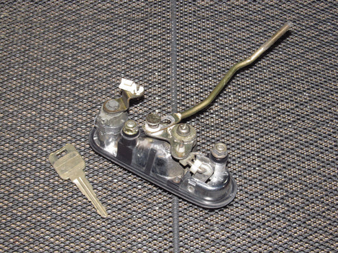 90 91 92 93 Mazda Miata OEM Exterior Door Handle - Left – Autopartone