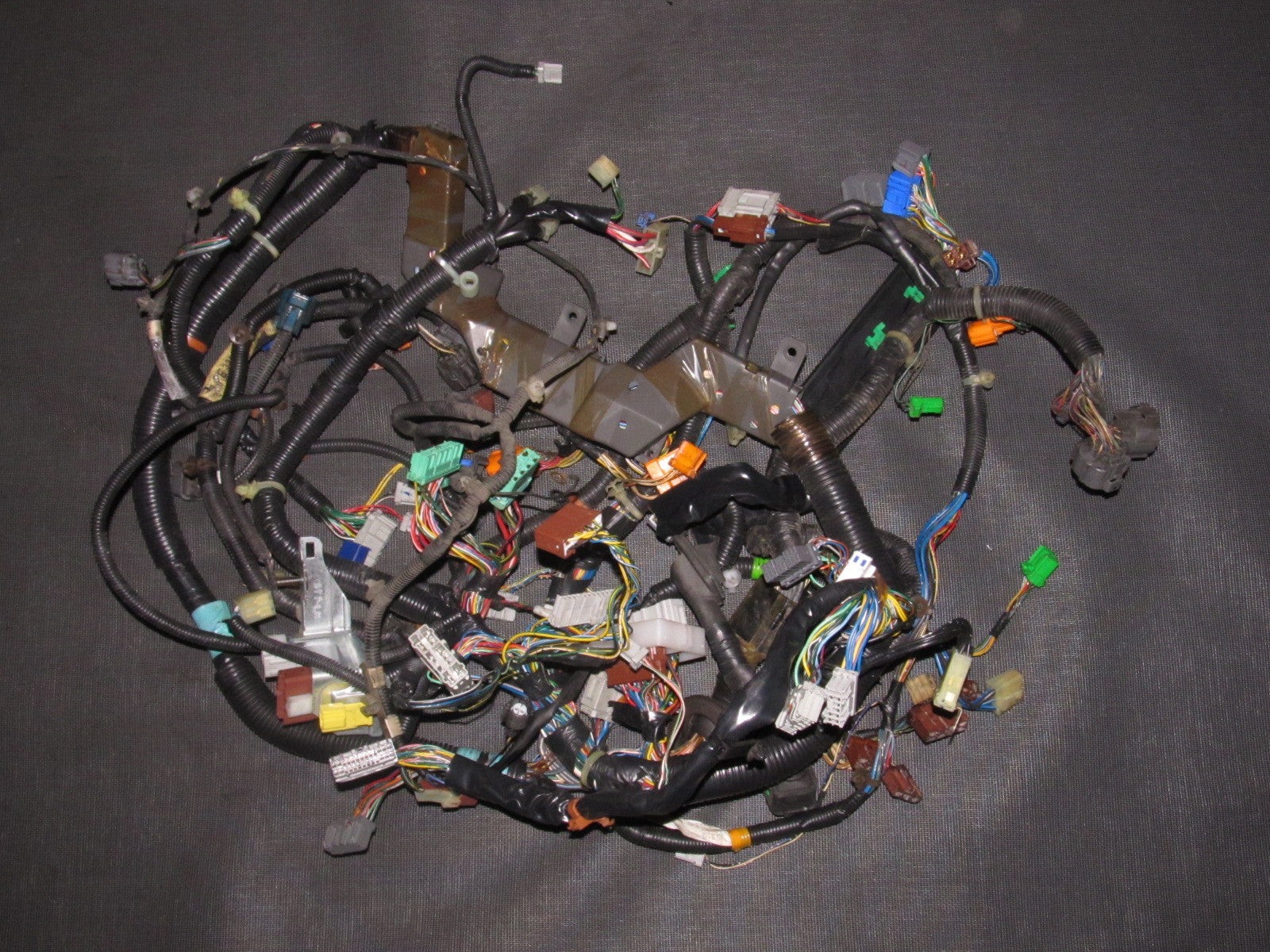 96-01 Acura Integra OEM B18B1 Headlight ECU Fuse Box Wiring Harness