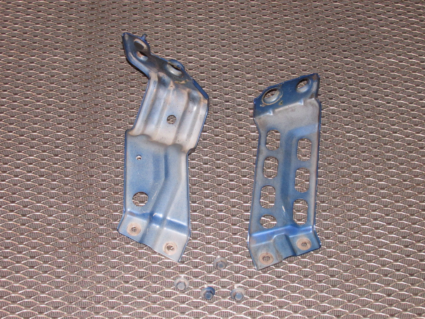 99 00 Mazda Miata OEM Radiator & A/C Condenser Bracket
