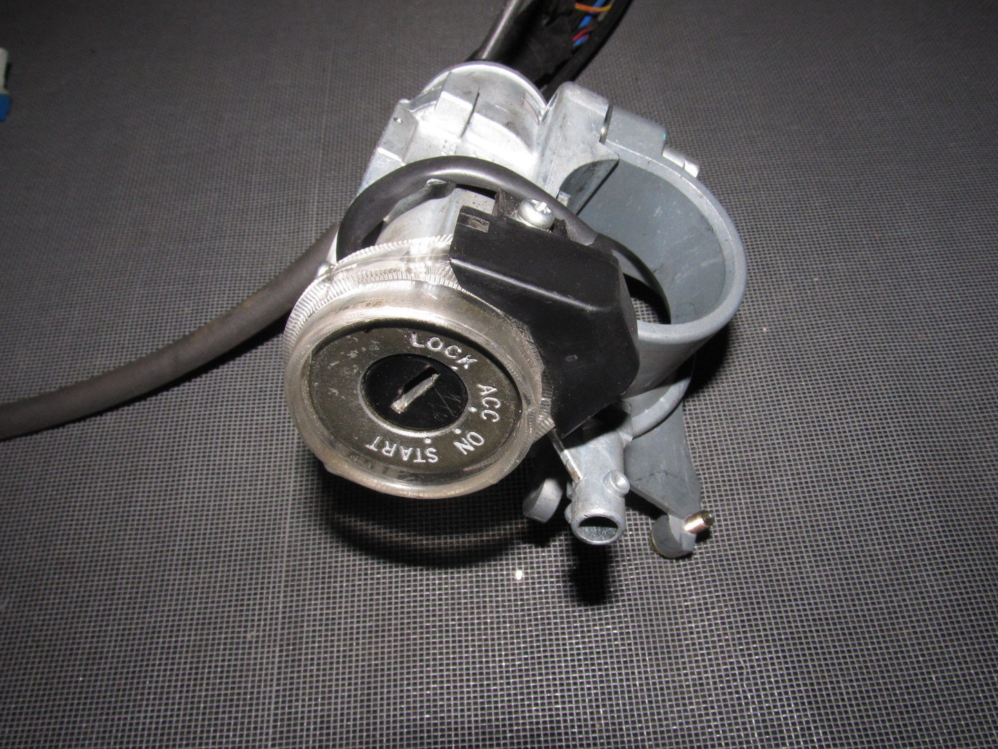 91 92 93 Dodge Stealth SOHC OEM Ignition Lock & Switch