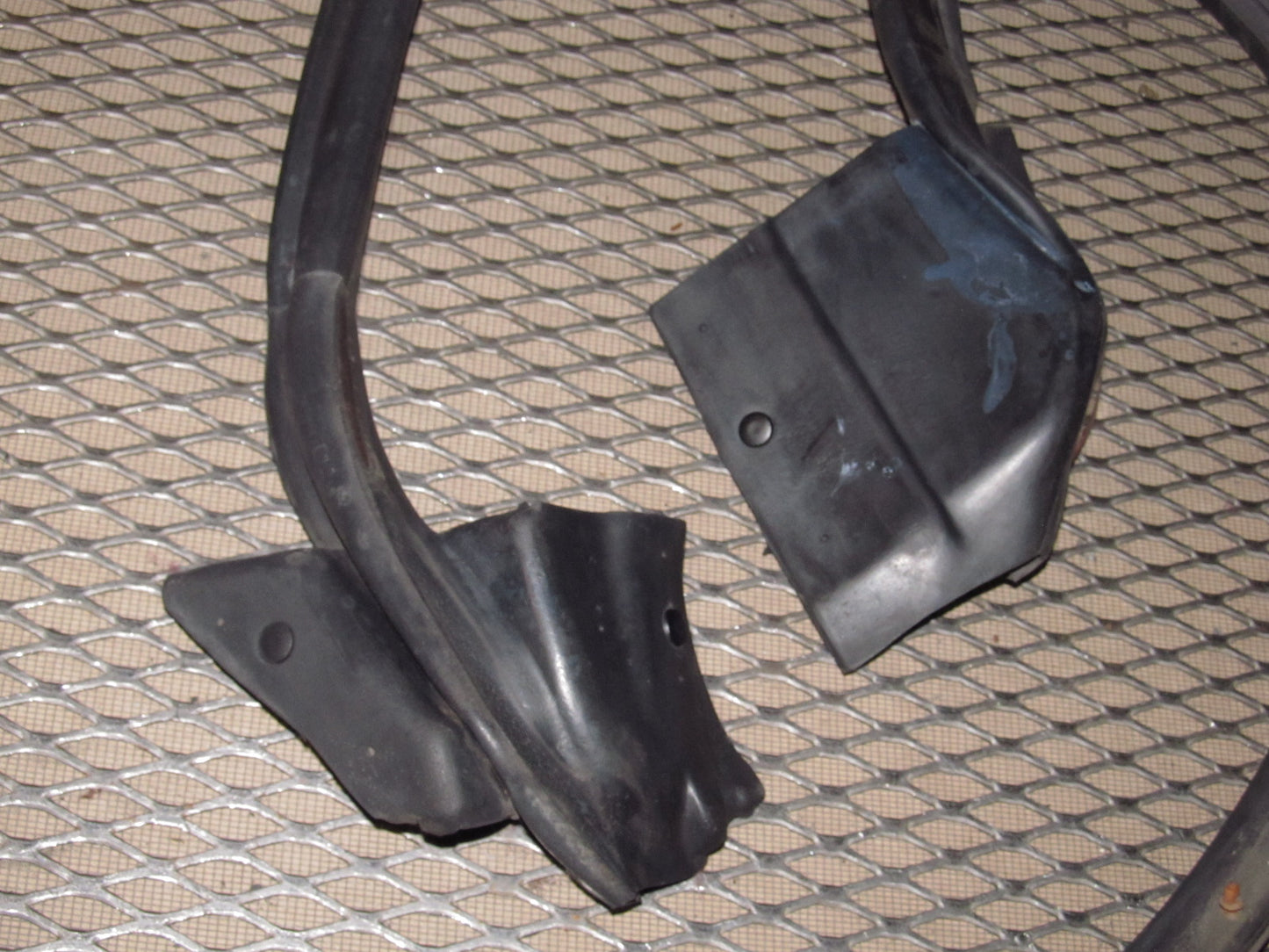 94 95 Mitsubishi 3000GT OEM Door Weather Stripping - Right