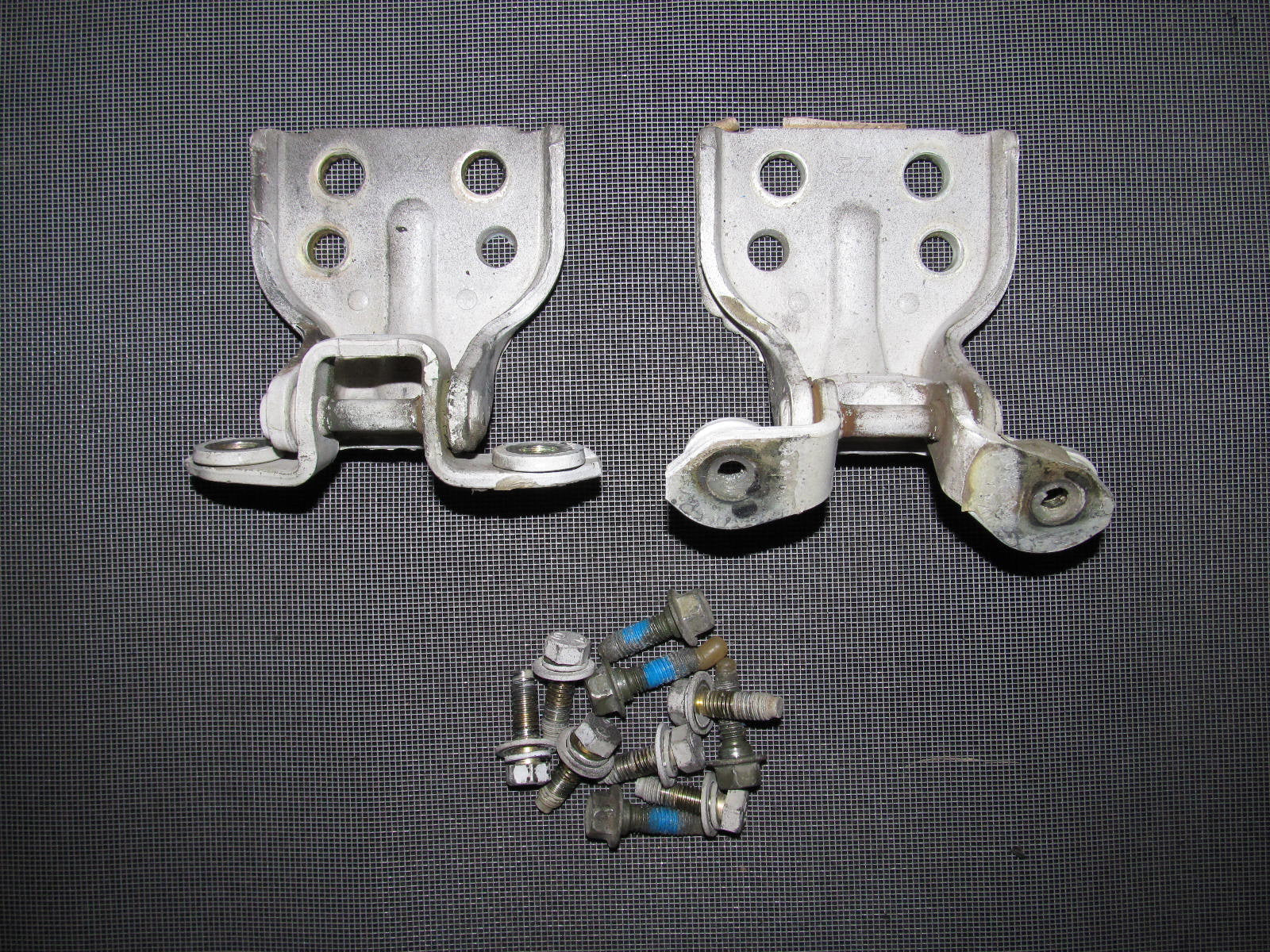 90 91 92 93 94 95 96 Nissan 300zx OEM Door Hinges - Right Set