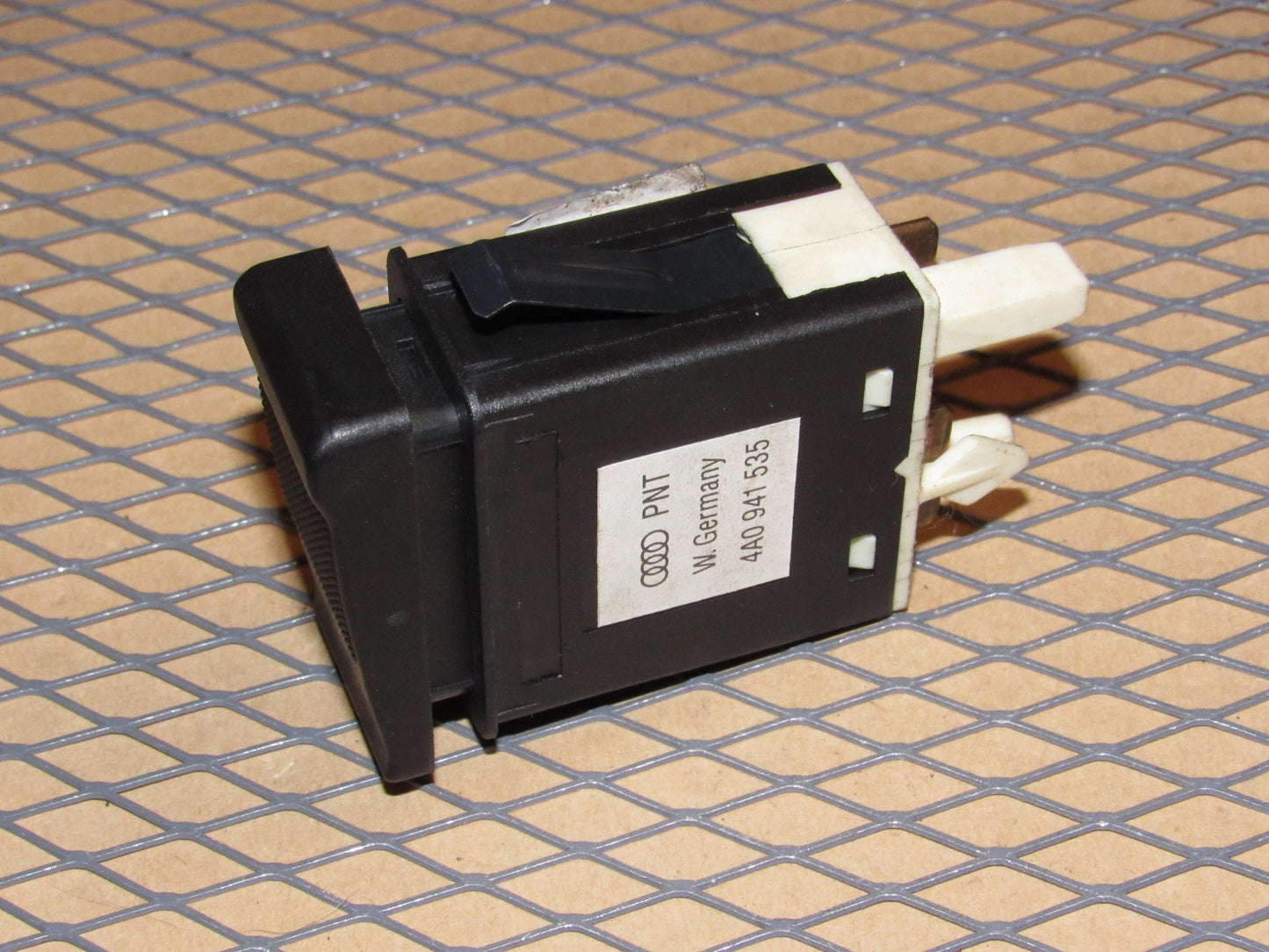 95 96 97 Audi S6 OEM Front Fog Light Lamp Switch