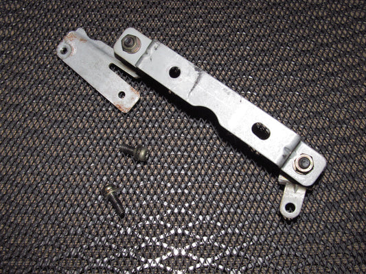 94 95 96 97 Mitsubishi 3000GT OEM Antenna Mounting Bracket