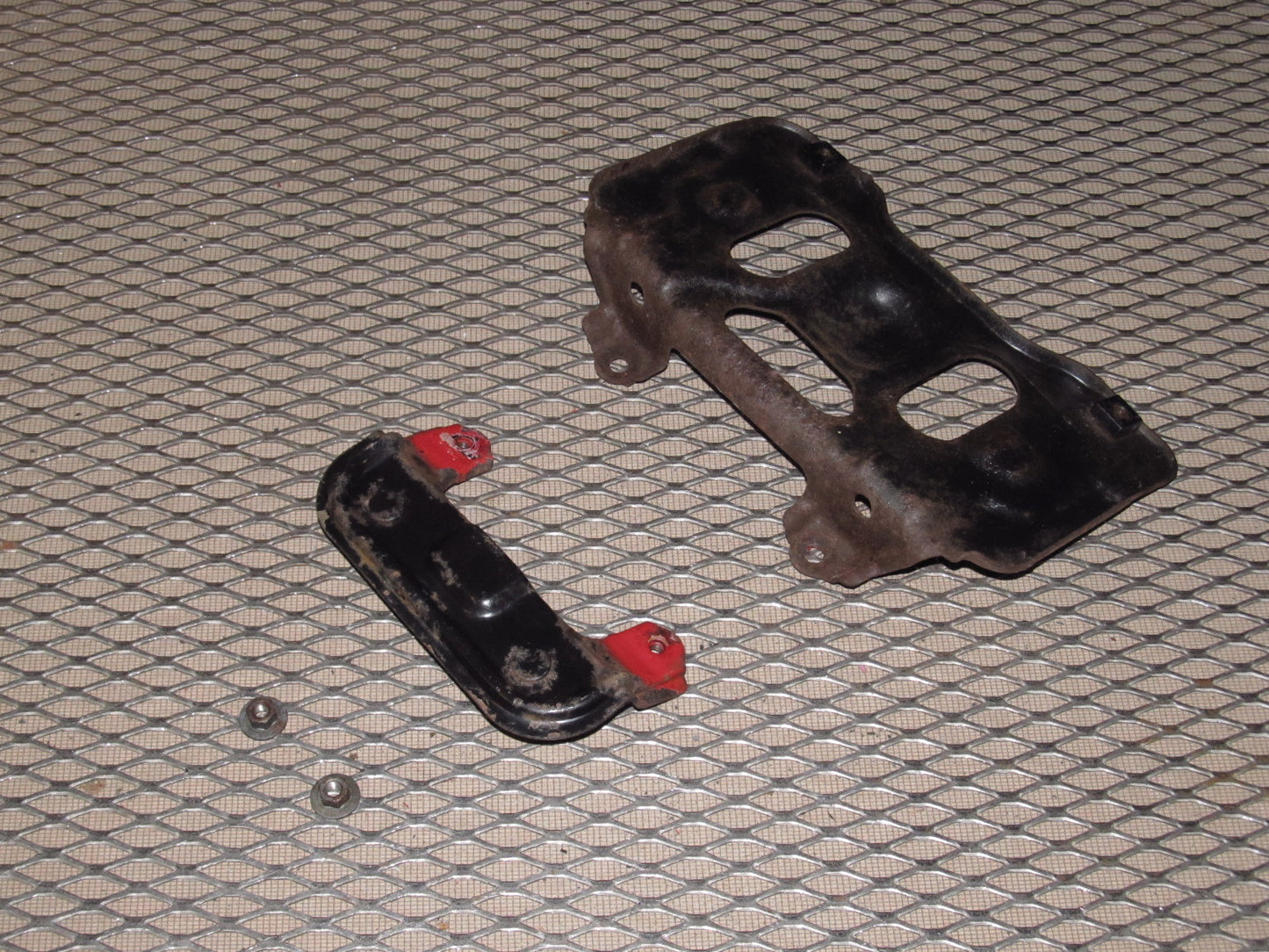 94 95 96 97 Mitsubishi 3000GT OEM Front License Plate Holder Bracket