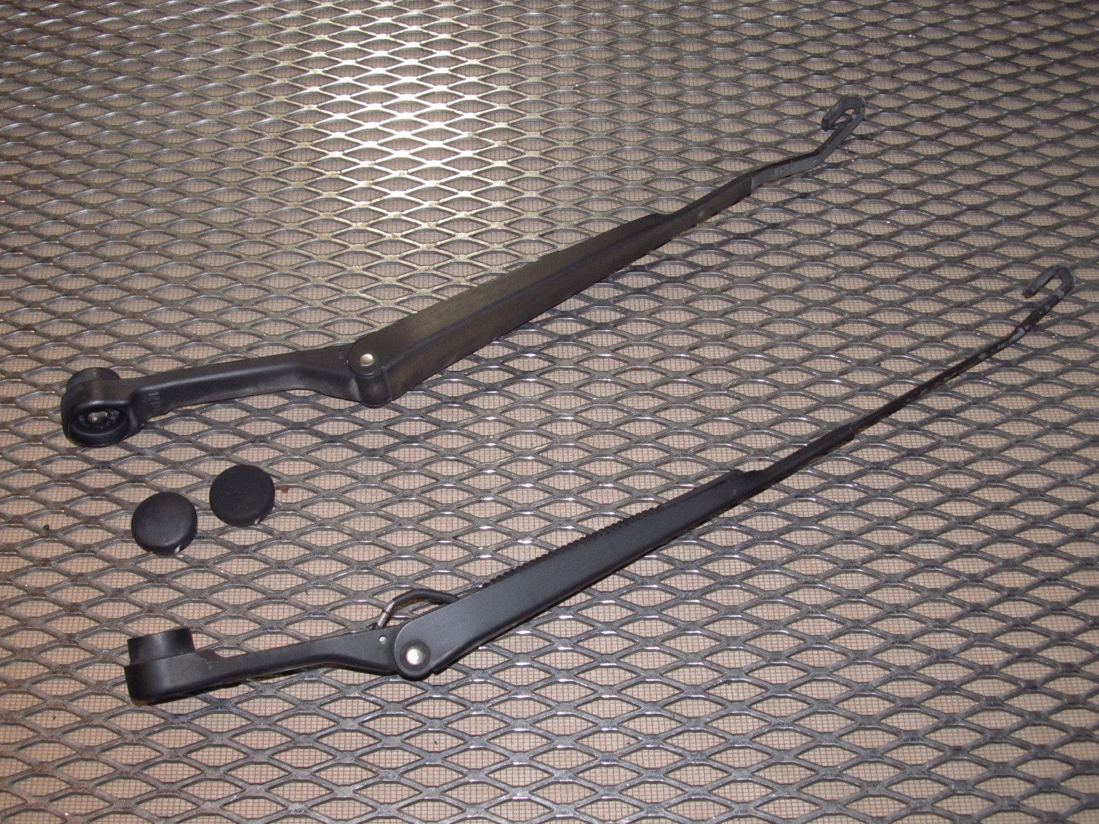 90 91 92 93 Mazda Miata OEM Front Wiper Arm - Set