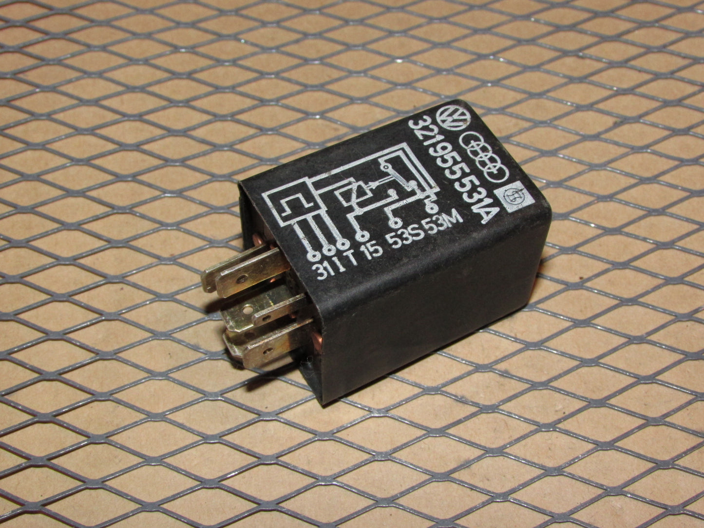 Audi & Volkswagen Relay 321 955 531 A