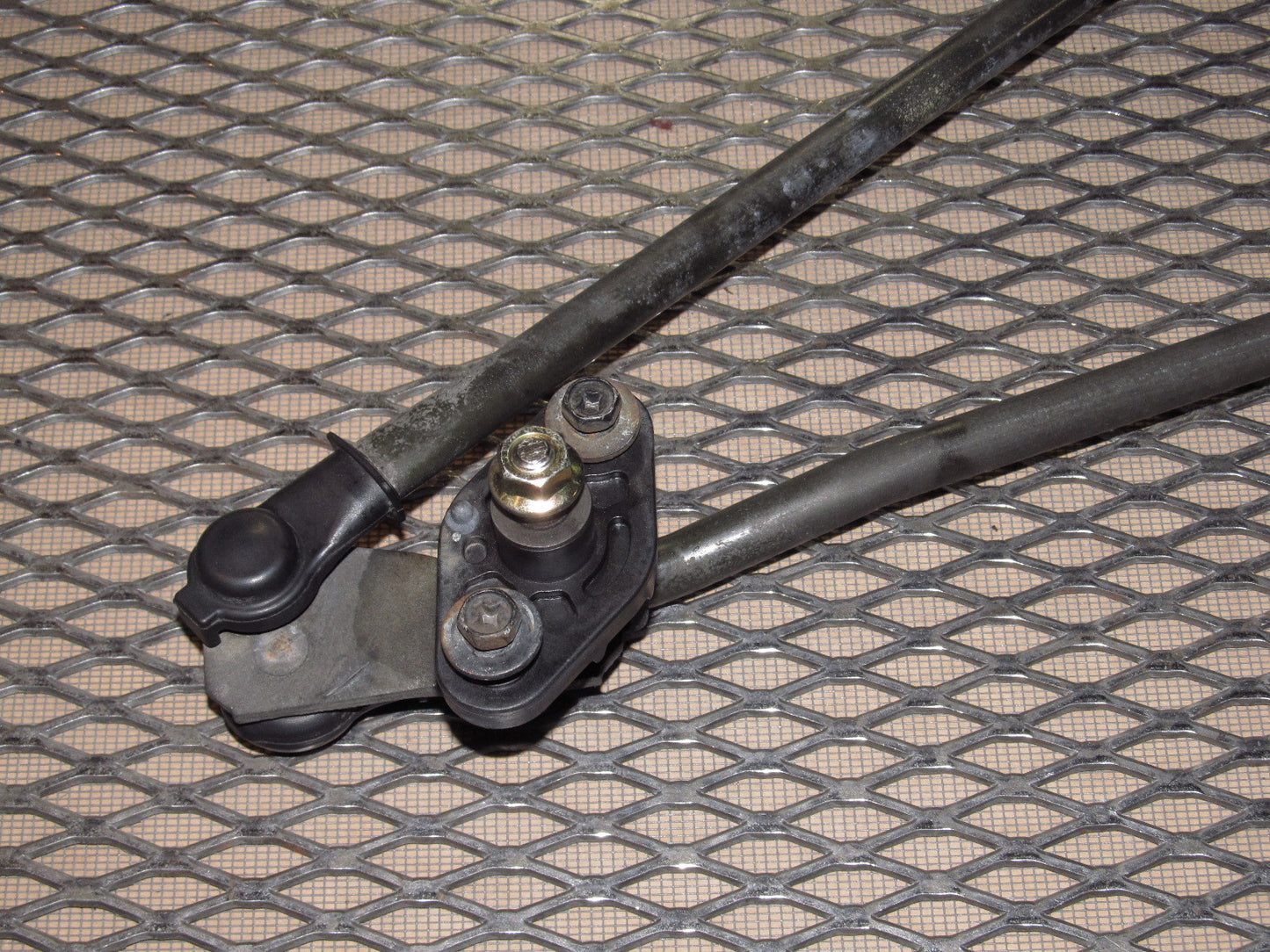 90 91 92 93 Mazda Miata OEM Front Wiper Linkage