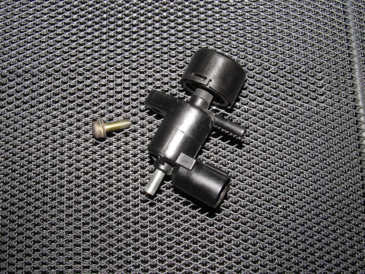93 94 95 96 97 Honda Del Sol OEM D16Z6 Purge Solenoid VSV Valve Switch
