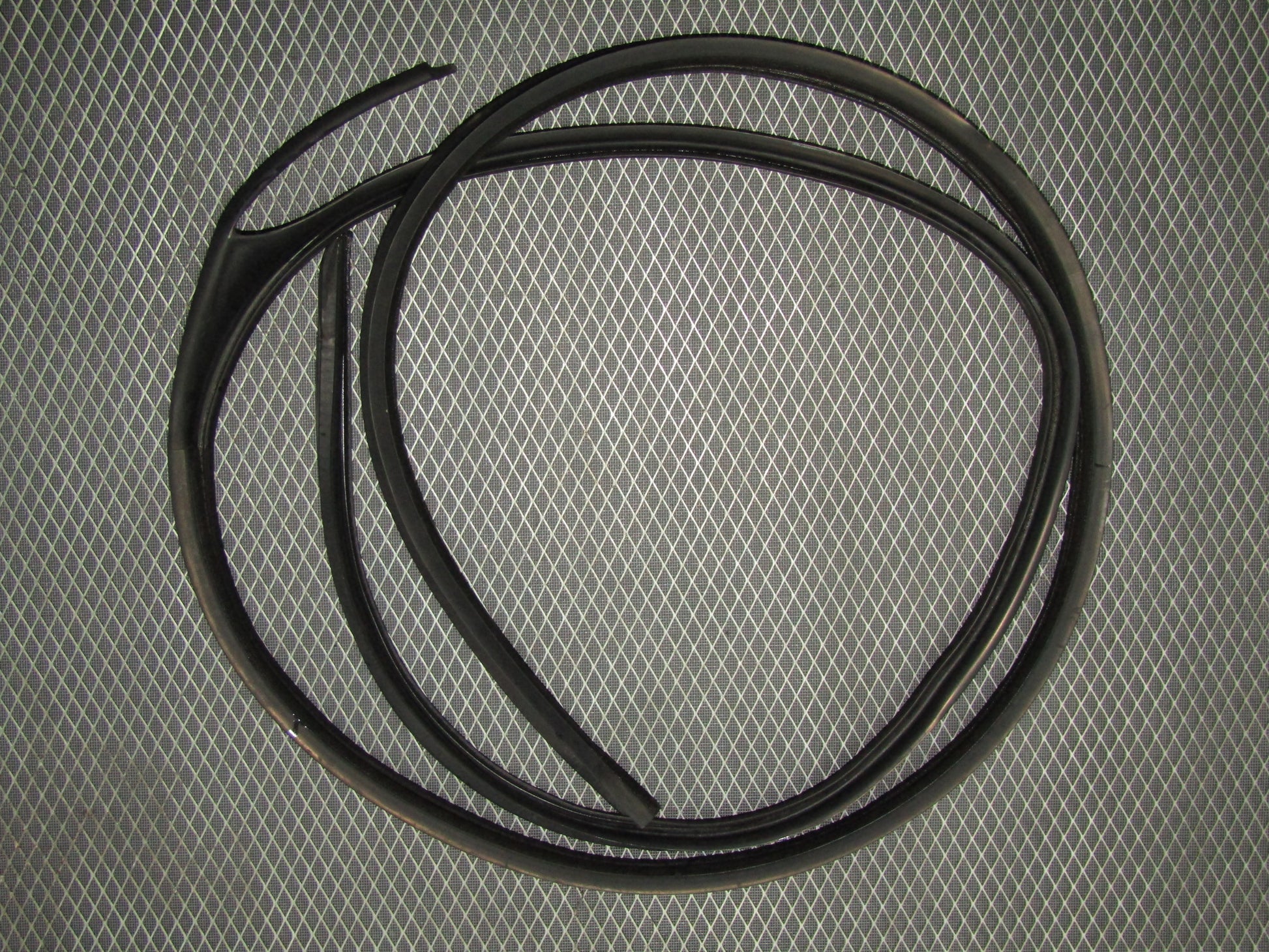 92 93 94 95 BMW 325 Sedan OEM Door Frame Weather Stripping - Left