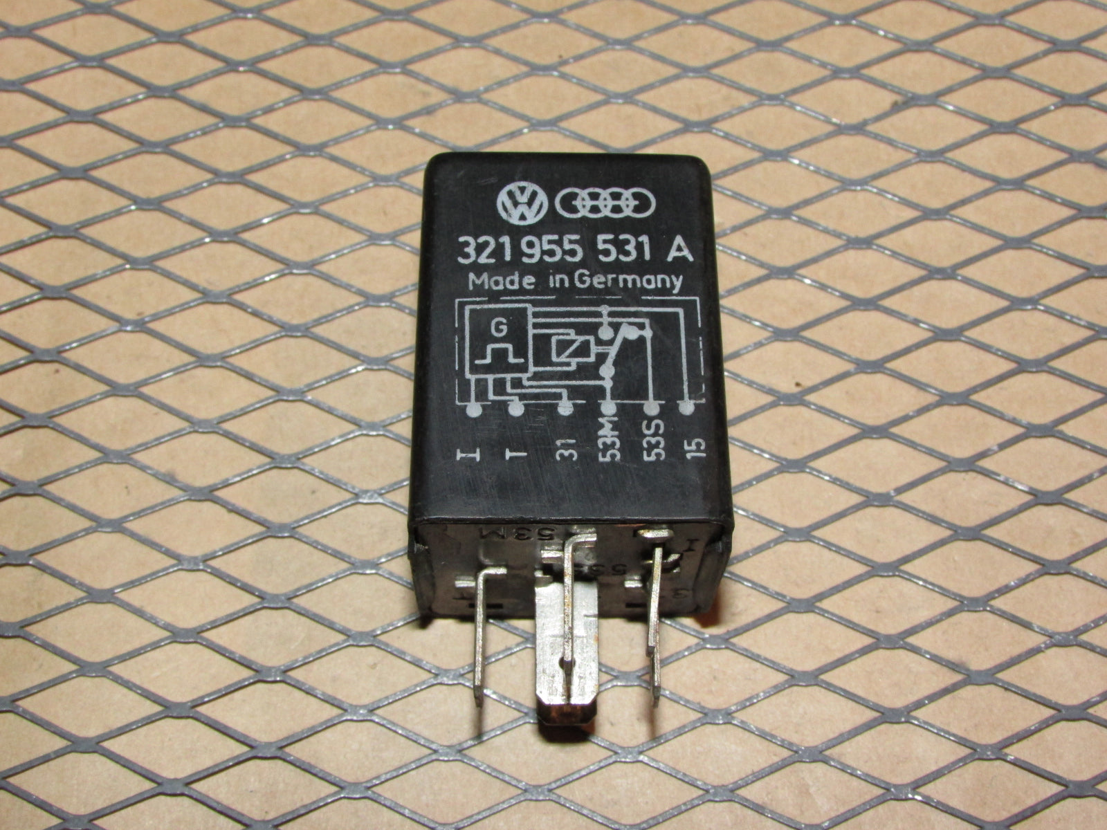 Audi & Volkswagen Relay 321 955 531 A