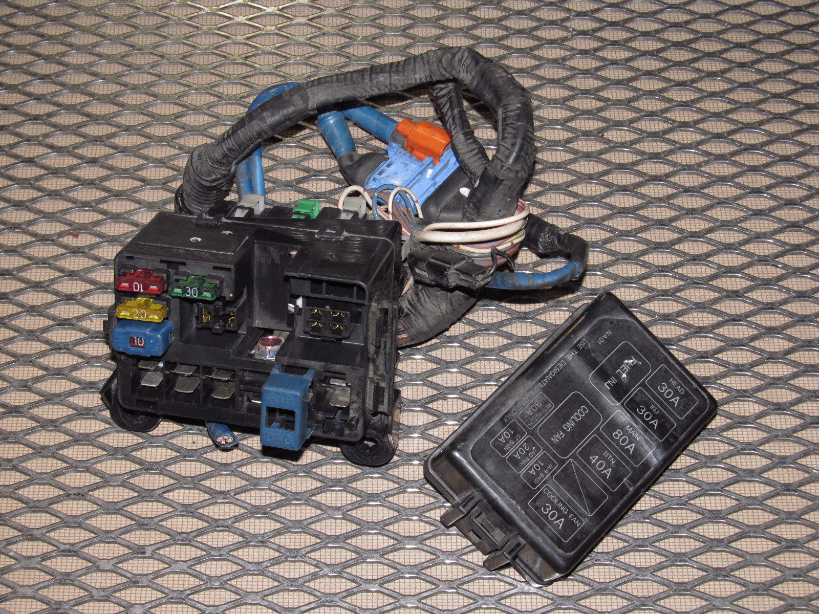90 91 92 93 Mazda Miata OEM Engine Fuse Box