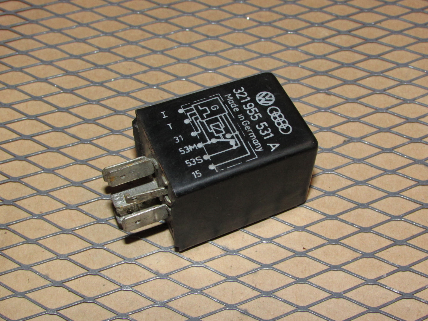Audi & Volkswagen Relay 321 955 531 A