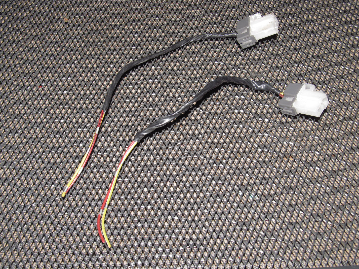 94 95 96 97 Mitsubishi 3000GT OEM Door Courtesy Light Pigtail Harness