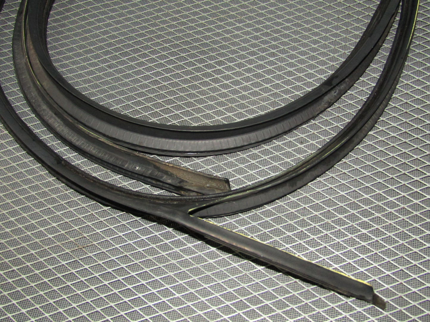 92 93 94 95 BMW 325 Sedan OEM Door Frame Weather Stripping - Right