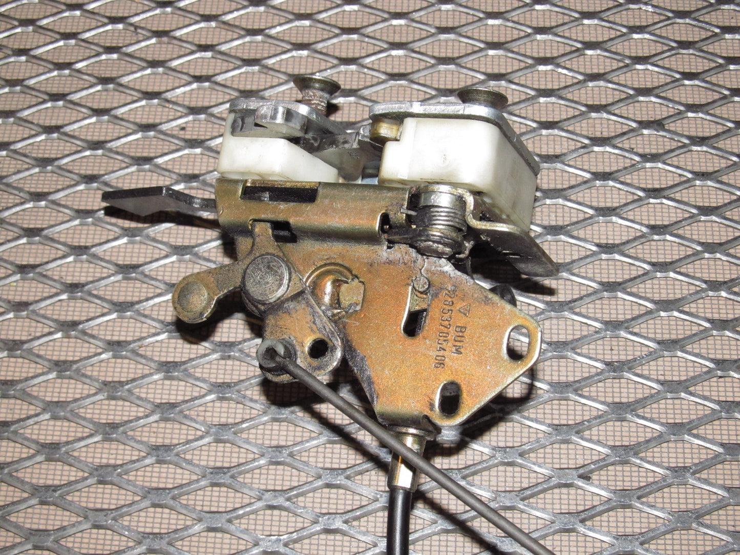 83-85 Porsche 944 OEM Door Latch Assembly - Right